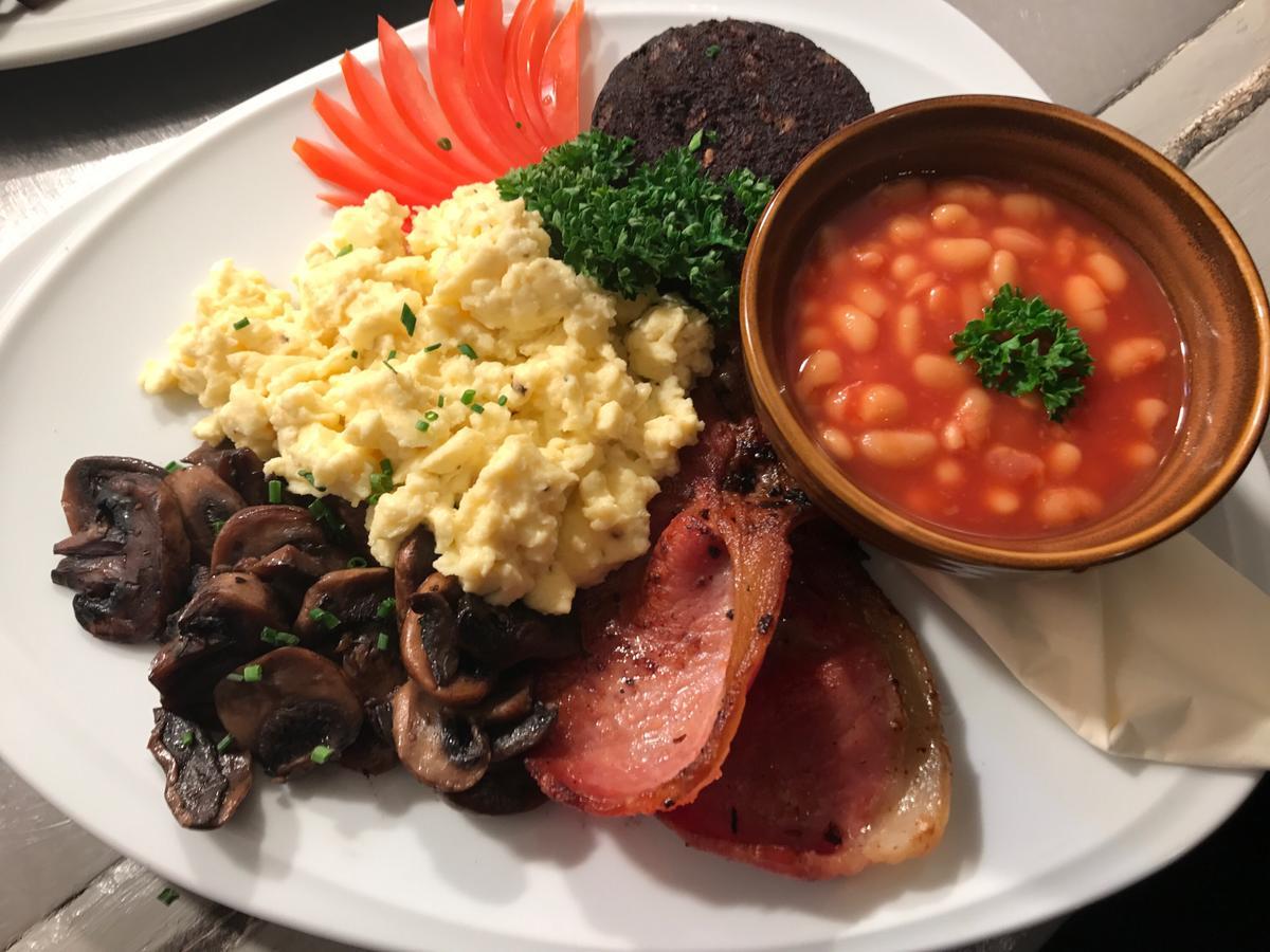 The Game Cock Inn Austwick 外观 照片